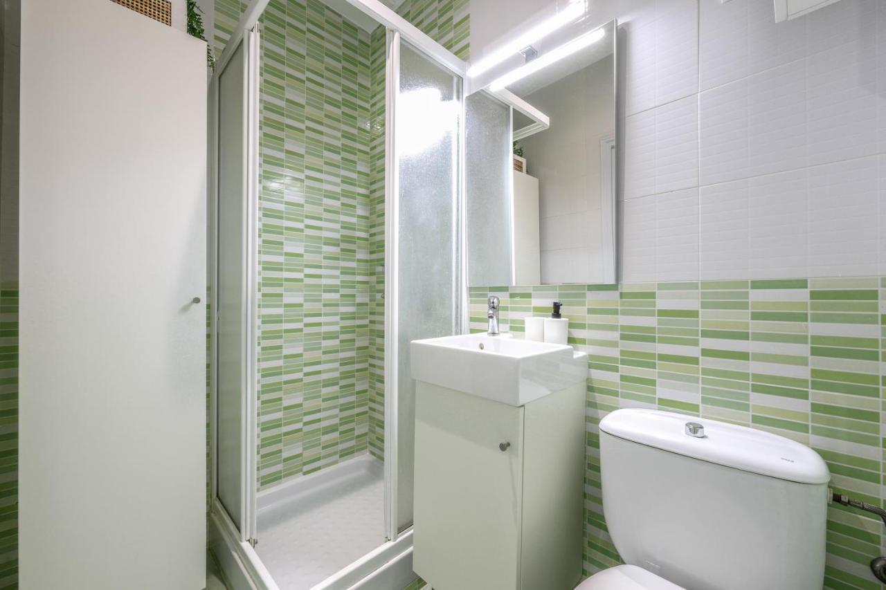 Tirso De Molina Appartement Madrid Buitenkant foto