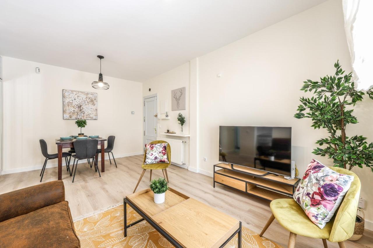Tirso De Molina Appartement Madrid Buitenkant foto